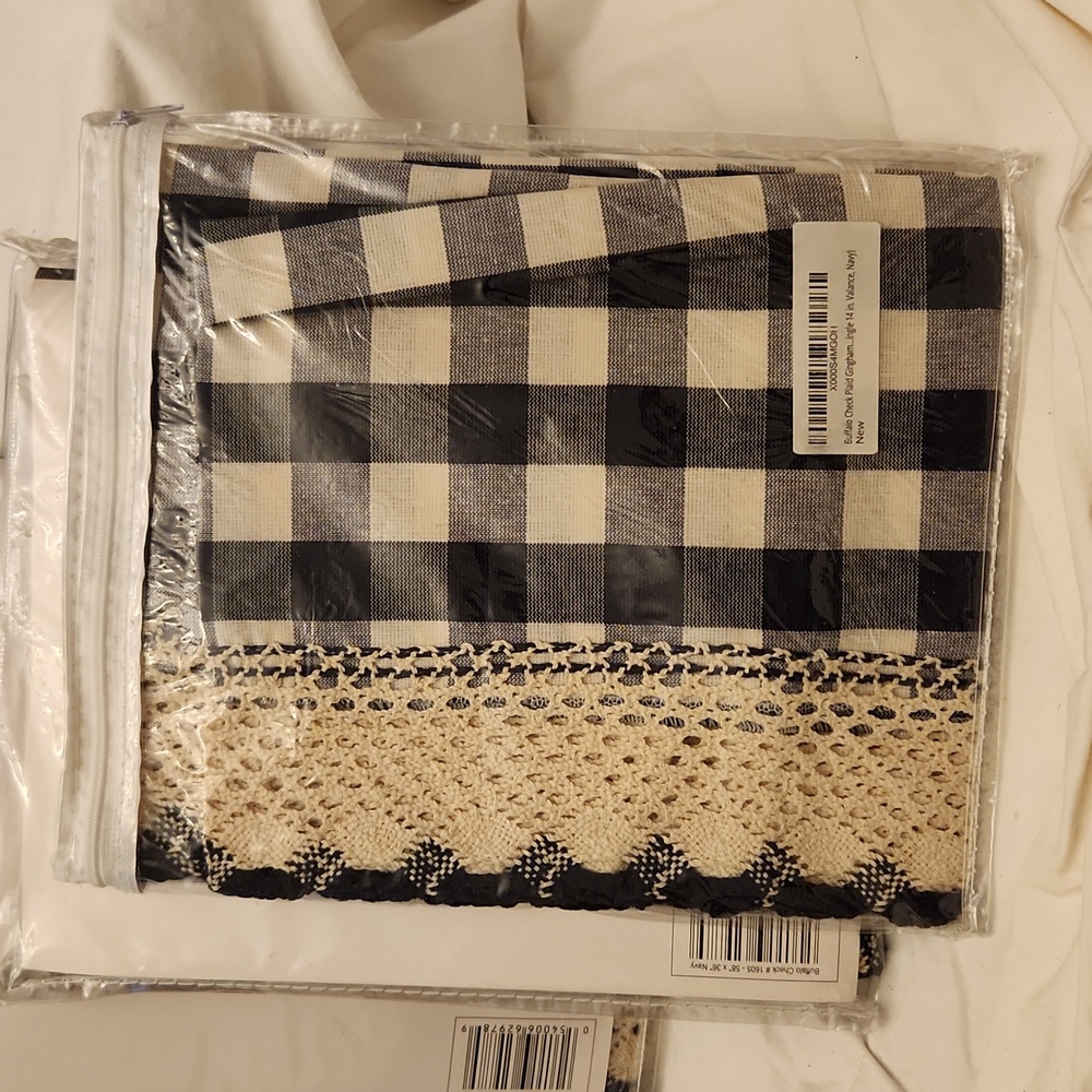 Buffalo Check Curtain Set - Picture 5 of 7